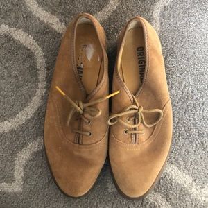 Clarks Originals size 8.5